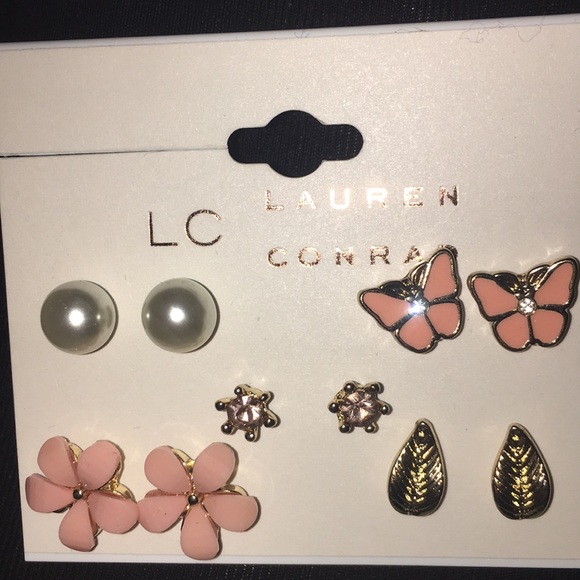 LC Lauren Conrad Flower, Leaf & Butterfly Stud Set - Picture 4 of 4